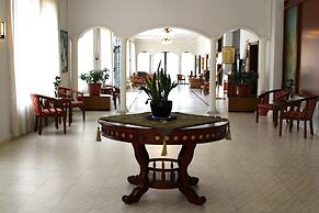 Al Sakhra Hotel