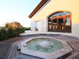 Southern Cross Resort