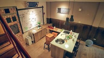 Red House & Old Lane