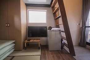 Red House & Old Lane