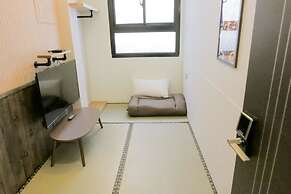 Red House & Old Lane