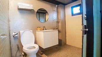 Red House & Old Lane