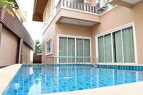 Poonsiri Private Pool Villa Aonang