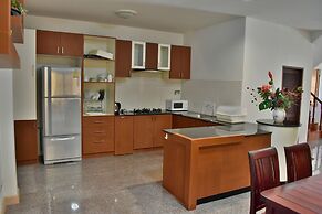 Poonsiri Private Pool Villa Aonang