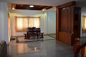 Poonsiri Private Pool Villa Aonang