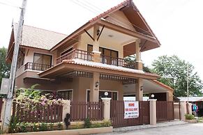 Poonsiri Private Pool Villa Aonang