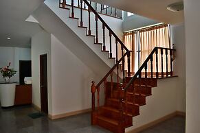 Poonsiri Private Pool Villa Aonang