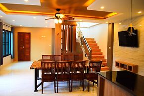 Poonsiri Private Pool Villa Aonang