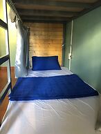 Coffee Shop & Hostel Co Hai