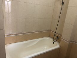 Coffee Shop & Hostel Co Hai