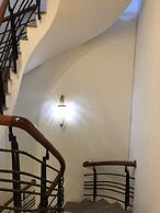 Coffee Shop & Hostel Co Hai