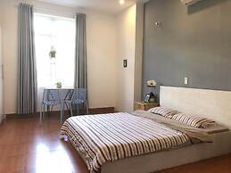 Coffee Shop & Hostel Co Hai