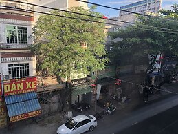 Coffee Shop & Hostel Co Hai