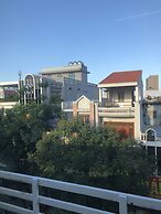 Coffee Shop & Hostel Co Hai