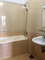 Coffee Shop & Hostel Co Hai