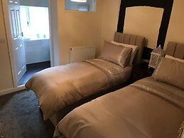 The Kings Arms Hotel