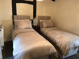 The Kings Arms Hotel