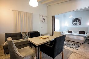 Delight Deluxe Hotel and Spa