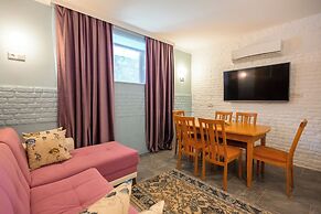 Delight Deluxe Hotel and Spa