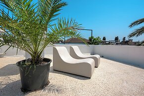 Delight Deluxe Hotel and Spa