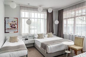 Delight Deluxe Hotel and Spa