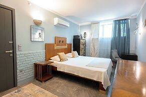 Delight Deluxe Hotel and Spa