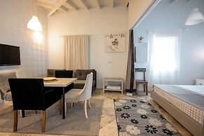 Delight Deluxe Hotel and Spa