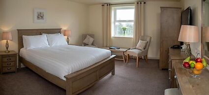 COMIS Hotel & Golf Resort