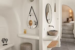 Aeon Suites - Adults Only