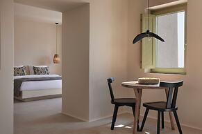 Aeon Suites - Adults Only