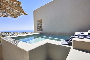 Aeon Suites - Adults Only