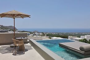 Aeon Suites - Adults Only