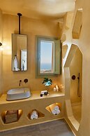 Aeon Suites - Adults Only