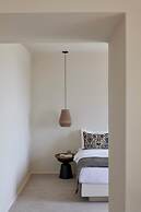 Aeon Suites - Adults Only