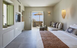 Aeon Suites - Adults Only