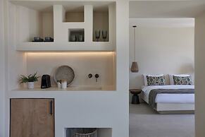 Aeon Suites - Adults Only