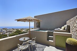 Aeon Suites - Adults Only