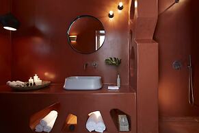 Aeon Suites - Adults Only