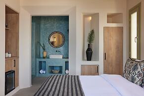 Aeon Suites - Adults Only