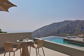 Aeon Suites - Adults Only