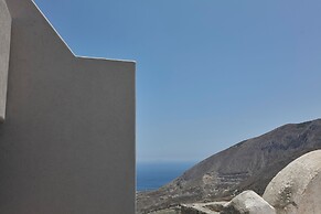 Aeon Suites - Adults Only