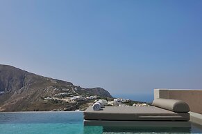 Aeon Suites - Adults Only