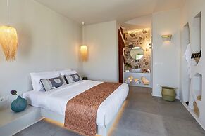 Aeon Suites - Adults Only