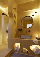 Aeon Suites - Adults Only