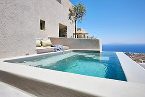 Aeon Suites - Adults Only