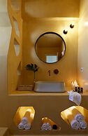 Aeon Suites - Adults Only