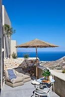 Aeon Suites - Adults Only