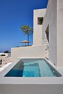 Aeon Suites - Adults Only