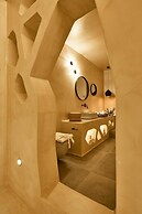 Aeon Suites - Adults Only