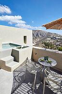 Aeon Suites - Adults Only